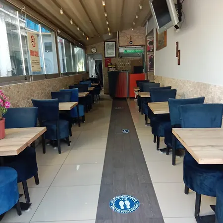 Karya Bed & Breakfast